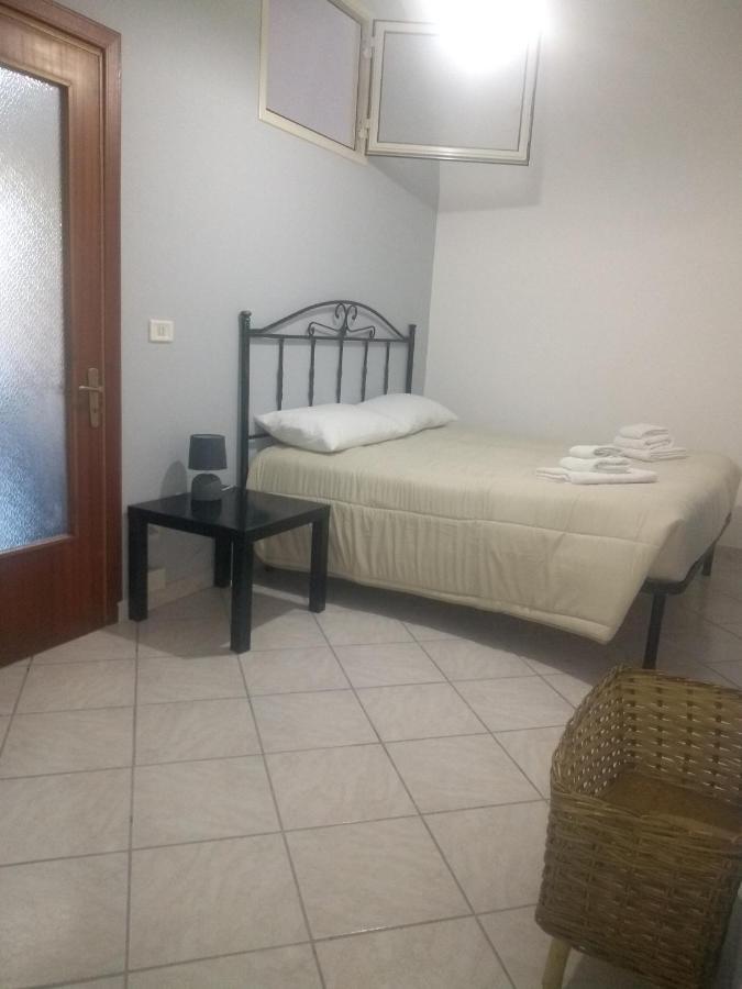 Appartement Casa Bona Furtuna à Catane Extérieur photo